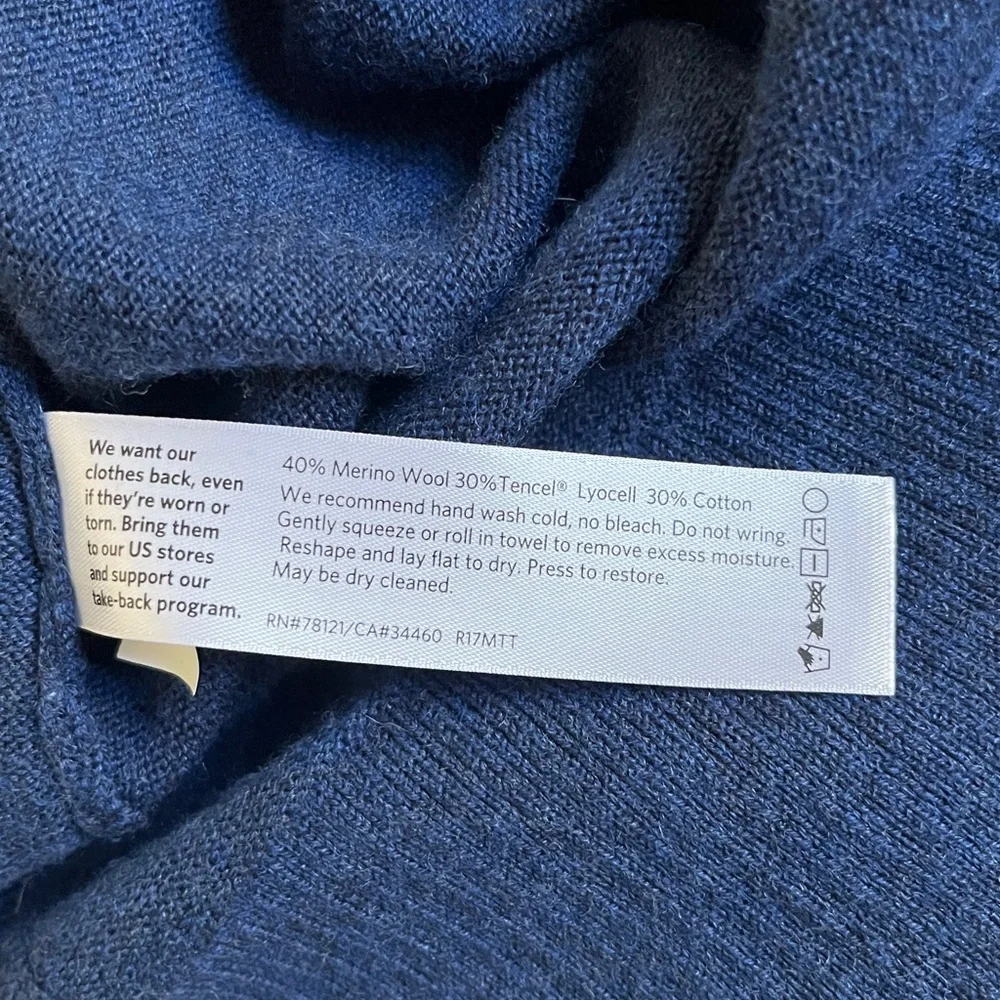 Eileen Fisher Sweater Dress in blue - Picture 7 of 8